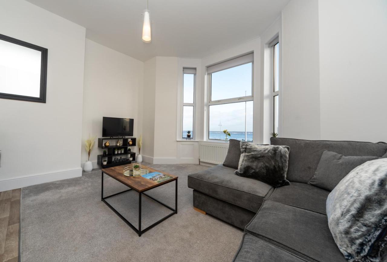 Sea Views Stunning 2 Bedroom Apartment # Lowestoft Exterior foto