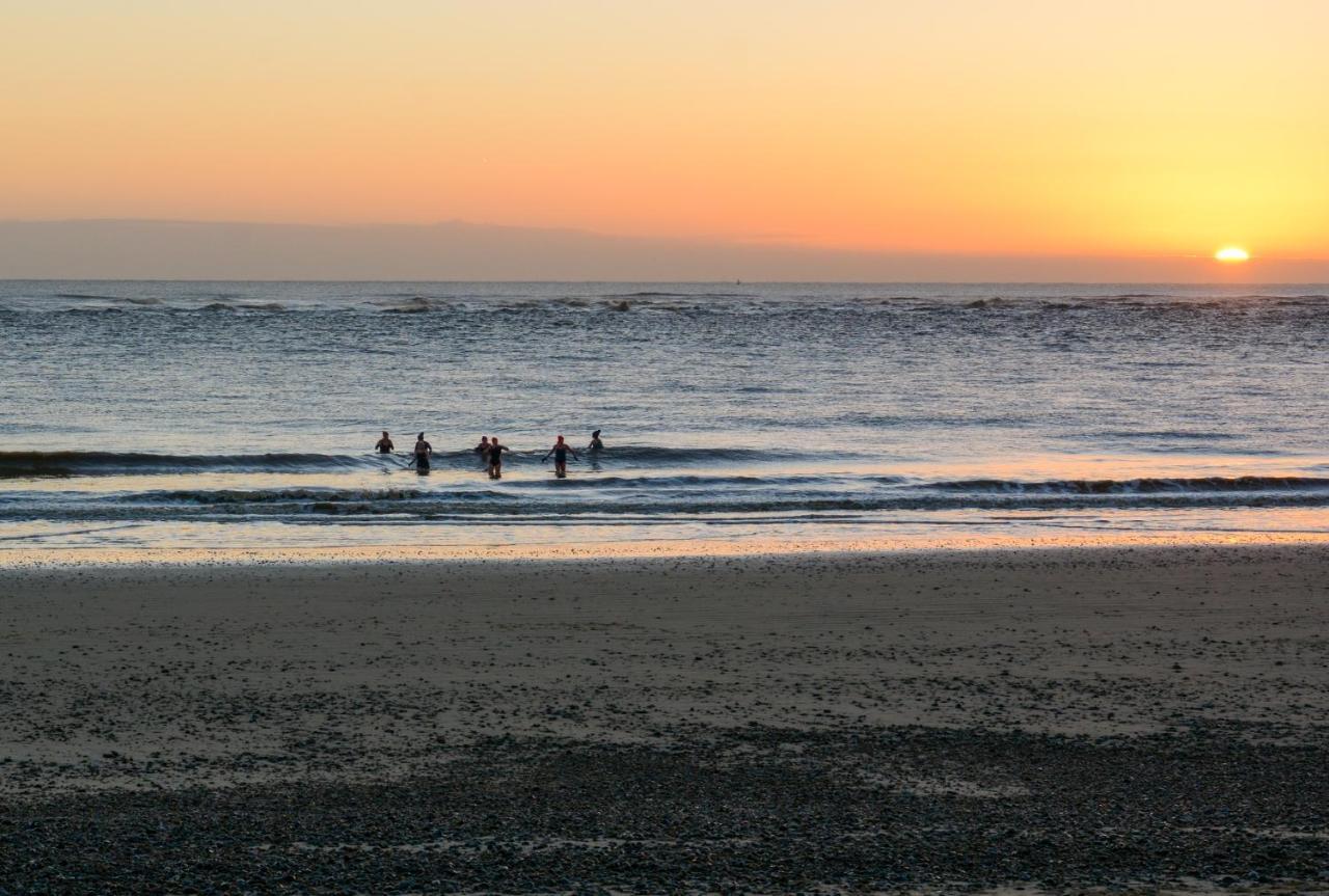 Sea Views Stunning 2 Bedroom Apartment # Lowestoft Exterior foto